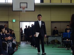 ３年６組